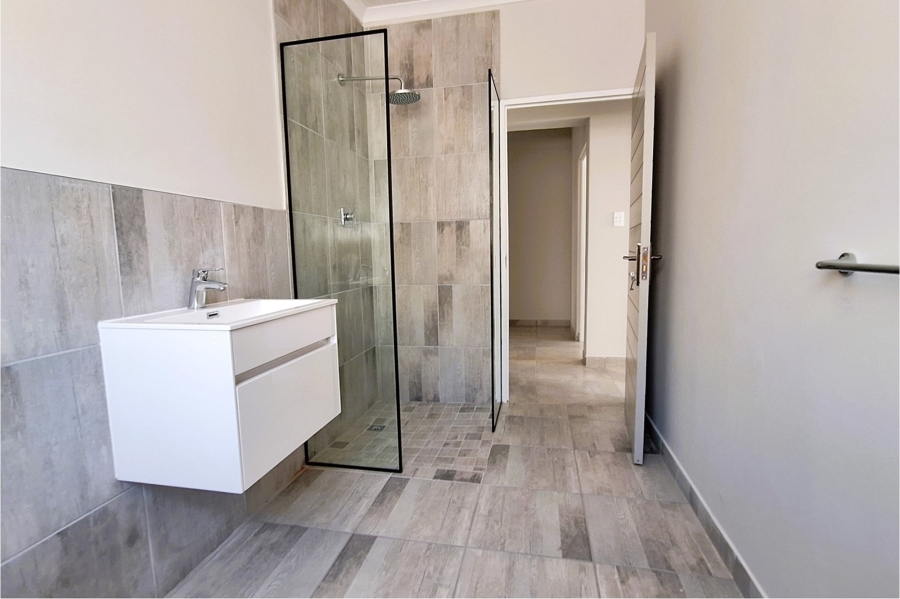 3 Bedroom Property for Sale in Brittania Beach Estate Western Cape